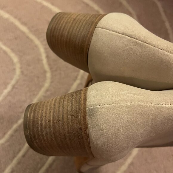 Vince Suede Chelsea Boots Size 10 - Picture 7 of 9